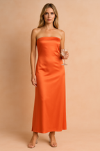 LYNITH | Schulterfreies Maxikleid 0